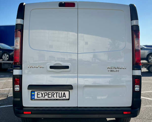 Белый Рено Трафик, объемом двигателя 2 л и пробегом 186 тыс. км за 17750 $, фото 3 на Automoto.ua