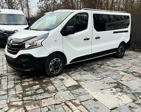 Білий Рено Трафік, об'ємом двигуна 2 л та пробігом 130 тис. км за 23999 $, фото 2 на Automoto.ua