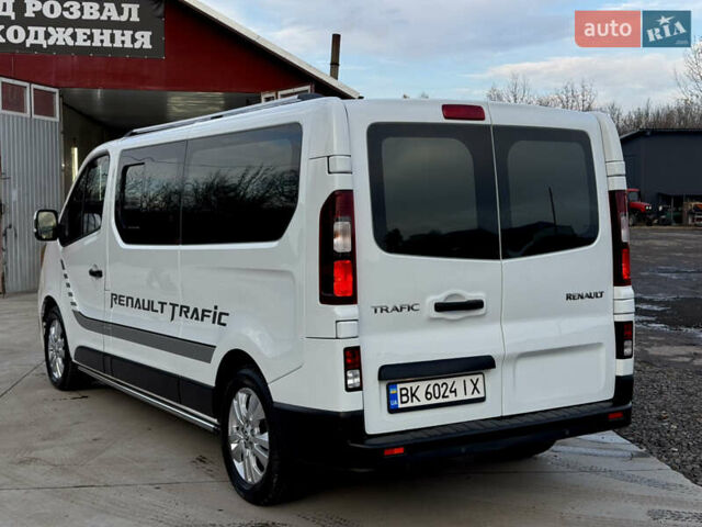 Белый Рено Трафик, объемом двигателя 2 л и пробегом 79 тыс. км за 27999 $, фото 24 на Automoto.ua