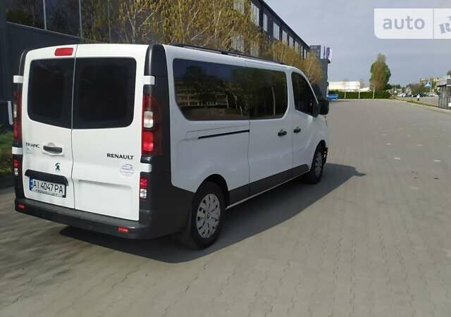 Белый Рено Трафик, объемом двигателя 2 л и пробегом 100 тыс. км за 30500 $, фото 3 на Automoto.ua