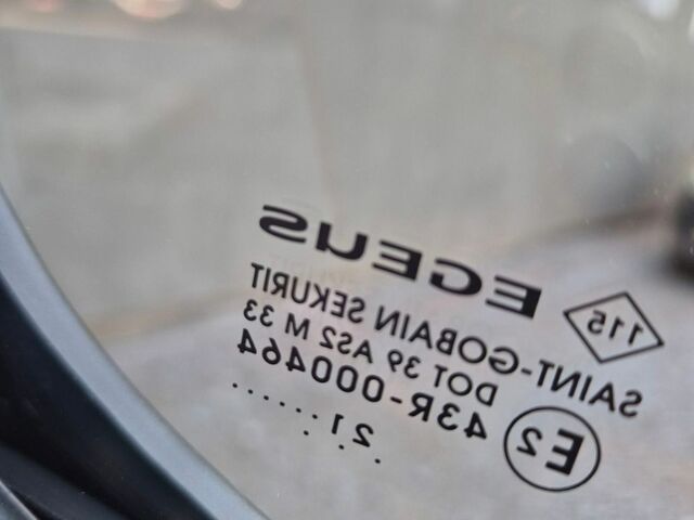 Белый Рено Трафик, объемом двигателя 2 л и пробегом 176 тыс. км за 23312 $, фото 38 на Automoto.ua