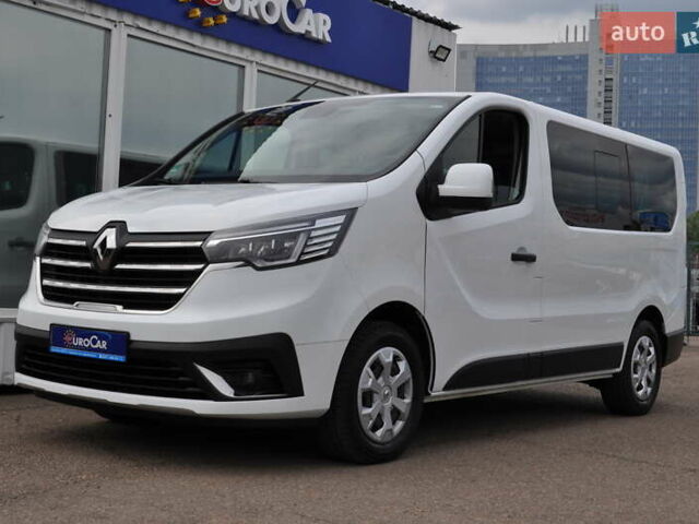 Белый Рено Трафик, объемом двигателя 2 л и пробегом 160 тыс. км за 32500 $, фото 7 на Automoto.ua