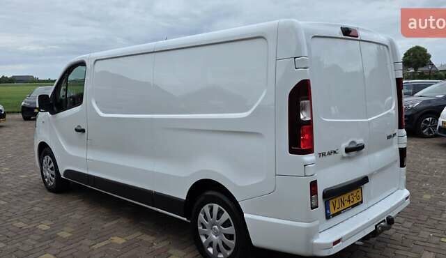 Белый Рено Трафик, объемом двигателя 2 л и пробегом 94 тыс. км за 23200 $, фото 13 на Automoto.ua