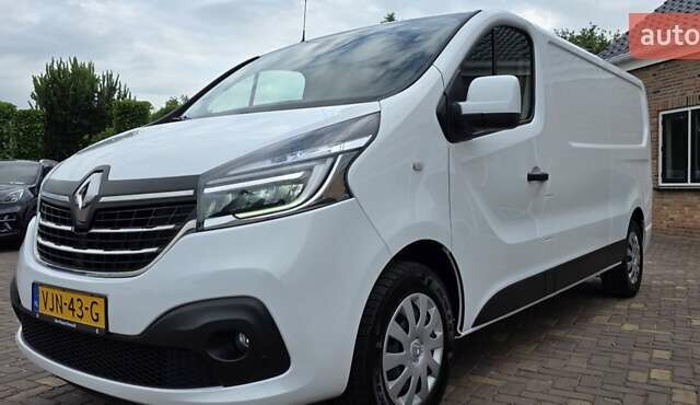 Белый Рено Трафик, объемом двигателя 2 л и пробегом 94 тыс. км за 23200 $, фото 12 на Automoto.ua