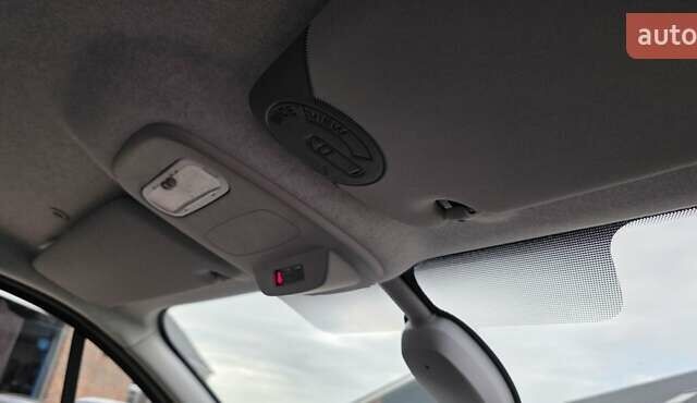 Белый Рено Трафик, объемом двигателя 2 л и пробегом 94 тыс. км за 23200 $, фото 40 на Automoto.ua