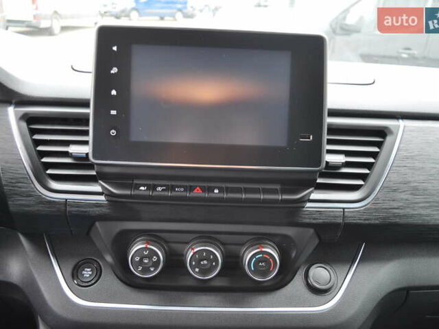 Белый Рено Трафик, объемом двигателя 2 л и пробегом 160 тыс. км за 32500 $, фото 81 на Automoto.ua