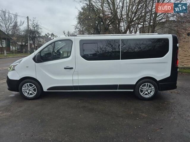 Белый Рено Трафик, объемом двигателя 2 л и пробегом 107 тыс. км за 22700 $, фото 5 на Automoto.ua