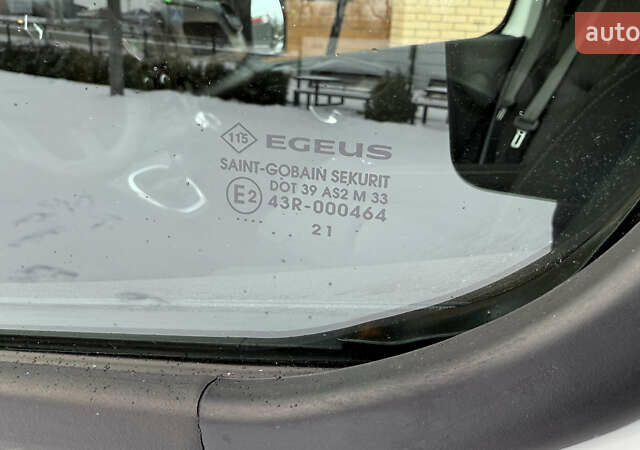 Білий Рено Трафік, об'ємом двигуна 2 л та пробігом 163 тис. км за 19400 $, фото 19 на Automoto.ua