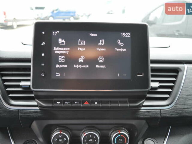 Белый Рено Трафик, объемом двигателя 2 л и пробегом 160 тыс. км за 32500 $, фото 82 на Automoto.ua