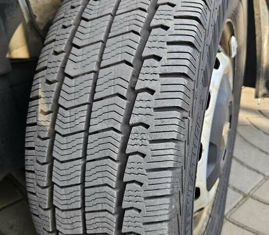 Белый Рено Трафик, объемом двигателя 2 л и пробегом 260 тыс. км за 16700 $, фото 21 на Automoto.ua