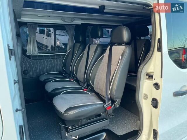 Белый Рено Трафик, объемом двигателя 2 л и пробегом 188 тыс. км за 22900 $, фото 40 на Automoto.ua