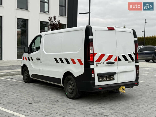 Білий Рено Трафік, об'ємом двигуна 2 л та пробігом 178 тис. км за 16700 $, фото 5 на Automoto.ua