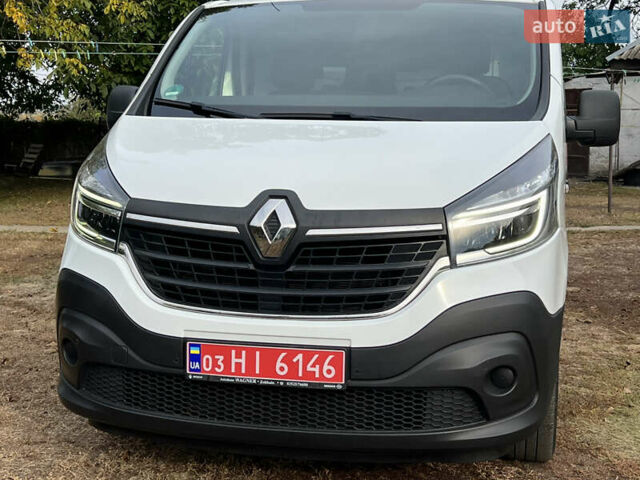 Рено Трафік 2021 у Дніпро (Дніпропетровську) на Automoto.ua Білий Рено Трафік, об'ємом двигуна 2 л та пробігом 97 тис. км за 20600 $, фото 9 на Automoto.ua