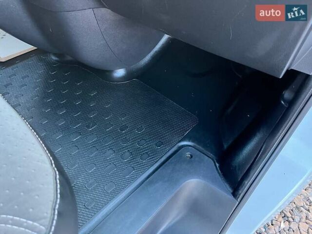 Белый Рено Трафик, объемом двигателя 2 л и пробегом 188 тыс. км за 22900 $, фото 21 на Automoto.ua