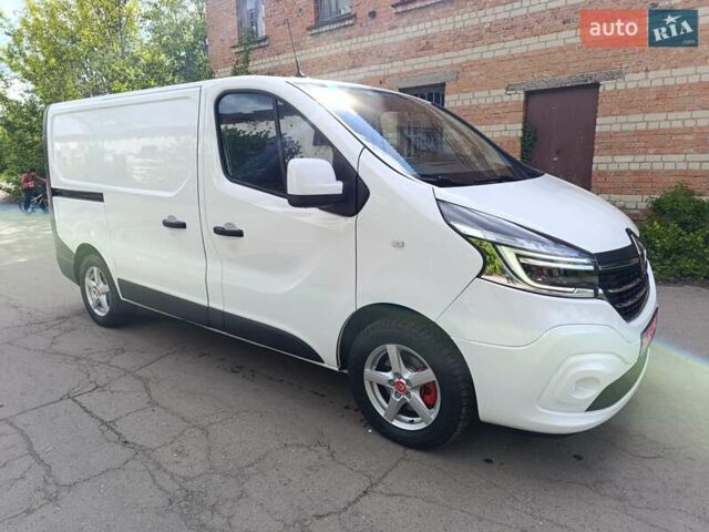 Белый Рено Трафик, объемом двигателя 2 л и пробегом 212 тыс. км за 17500 $, фото 7 на Automoto.ua