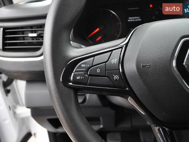 Белый Рено Трафик, объемом двигателя 2 л и пробегом 160 тыс. км за 32500 $, фото 71 на Automoto.ua