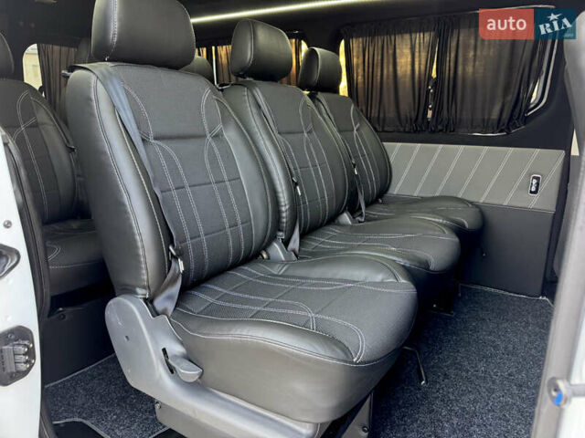 Белый Рено Трафик, объемом двигателя 2 л и пробегом 79 тыс. км за 27999 $, фото 11 на Automoto.ua