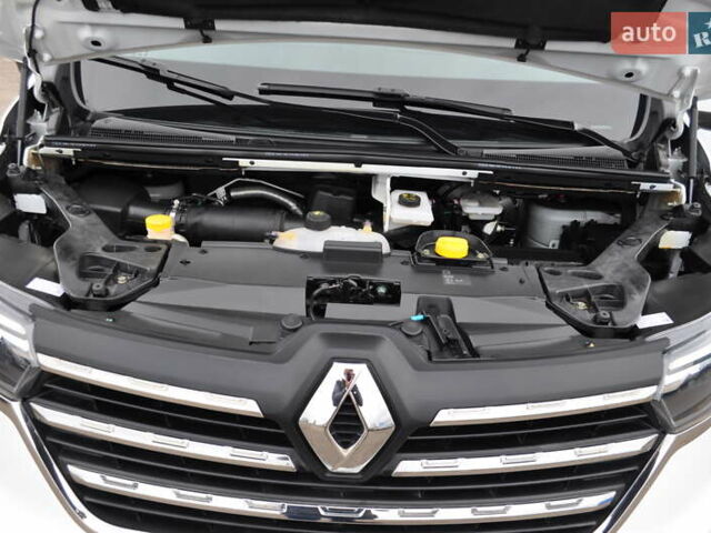 Белый Рено Трафик, объемом двигателя 2 л и пробегом 160 тыс. км за 32500 $, фото 115 на Automoto.ua