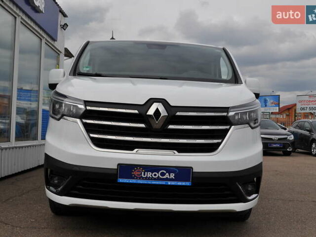 Белый Рено Трафик, объемом двигателя 2 л и пробегом 160 тыс. км за 32500 $, фото 9 на Automoto.ua