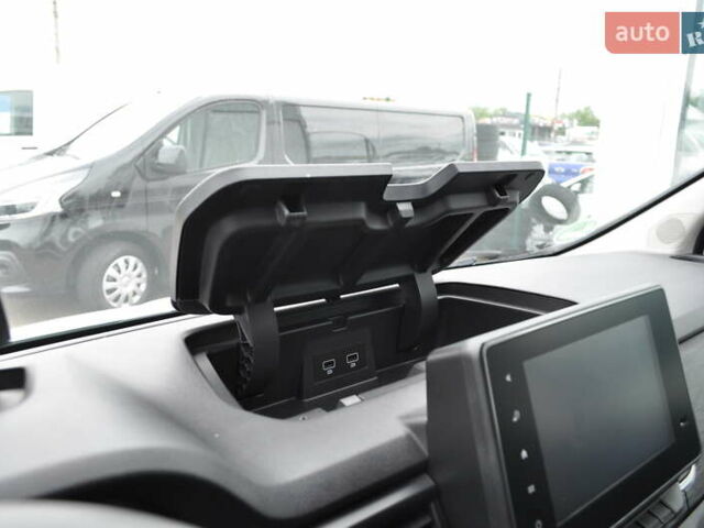 Белый Рено Трафик, объемом двигателя 2 л и пробегом 160 тыс. км за 32500 $, фото 75 на Automoto.ua