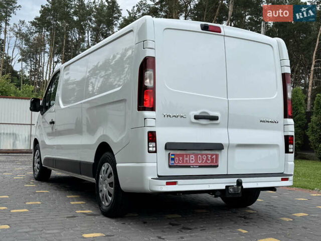 Белый Рено Трафик, объемом двигателя 2 л и пробегом 127 тыс. км за 20900 $, фото 14 на Automoto.ua