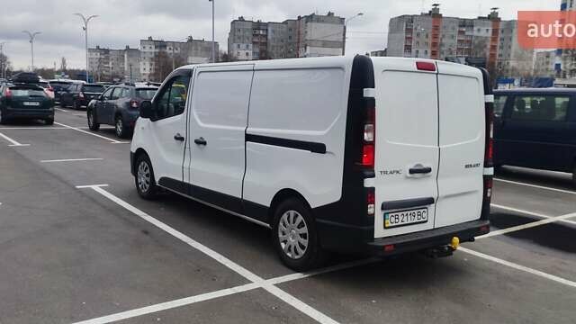 Белый Рено Трафик, объемом двигателя 2 л и пробегом 180 тыс. км за 20600 $, фото 6 на Automoto.ua
