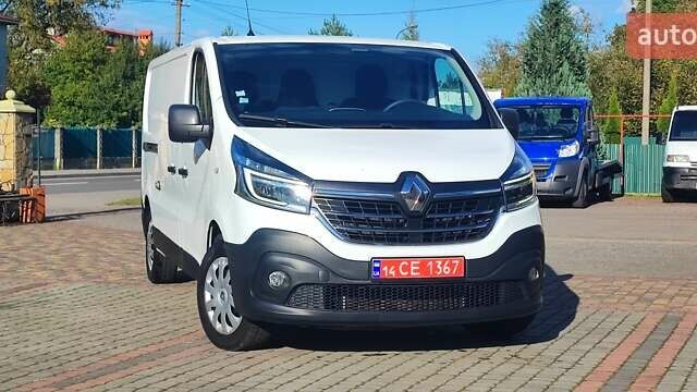 Белый Рено Трафик, объемом двигателя 2 л и пробегом 182 тыс. км за 17600 $, фото 45 на Automoto.ua