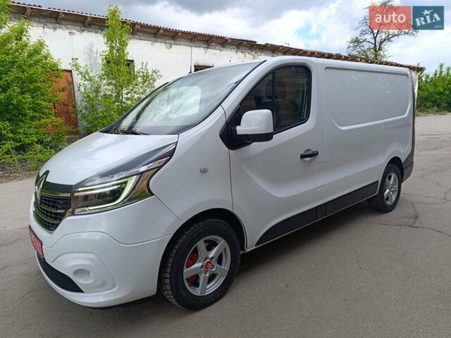 Белый Рено Трафик, объемом двигателя 2 л и пробегом 212 тыс. км за 17500 $, фото 13 на Automoto.ua