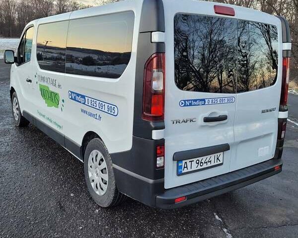 Білий Рено Трафік, об'ємом двигуна 2 л та пробігом 250 тис. км за 22500 $, фото 5 на Automoto.ua