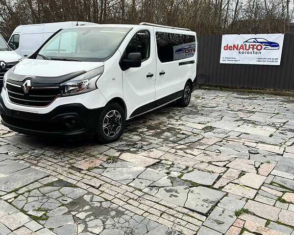 Білий Рено Трафік, об'ємом двигуна 2 л та пробігом 130 тис. км за 23999 $, фото 12 на Automoto.ua