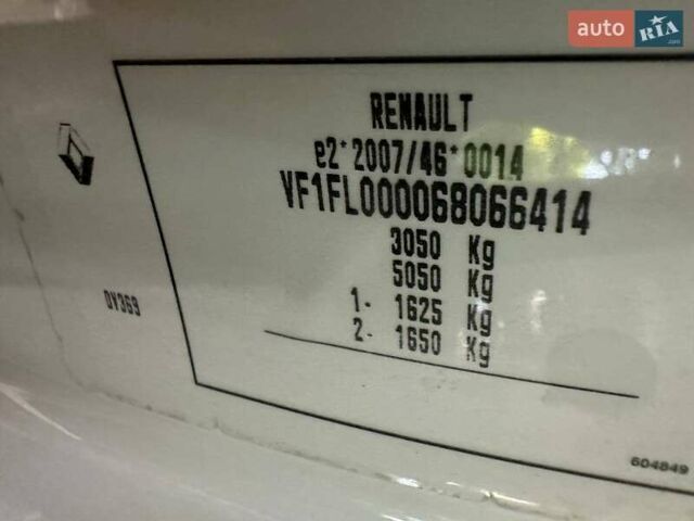 Белый Рено Трафик, объемом двигателя 2 л и пробегом 14 тыс. км за 21500 $, фото 17 на Automoto.ua