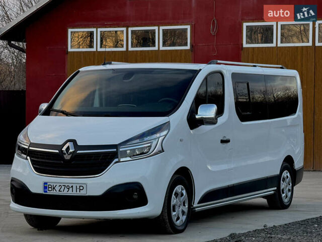 Белый Рено Трафик, объемом двигателя 2 л и пробегом 148 тыс. км за 23500 $, фото 8 на Automoto.ua