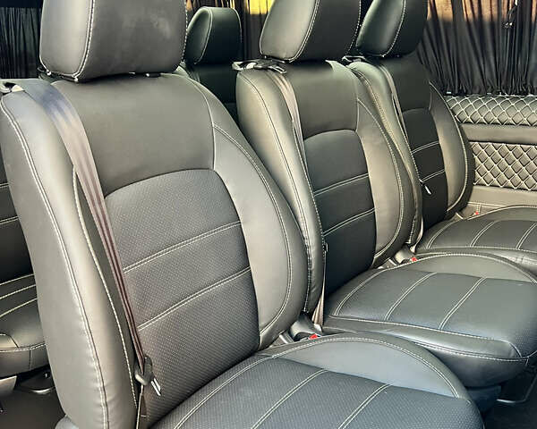 Белый Рено Трафик, объемом двигателя 2 л и пробегом 210 тыс. км за 21500 $, фото 11 на Automoto.ua