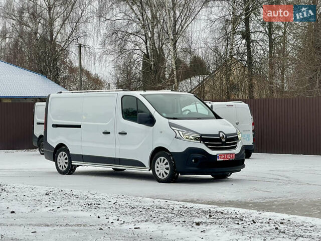 Білий Рено Трафік, об'ємом двигуна 2 л та пробігом 198 тис. км за 16600 $, фото 2 на Automoto.ua