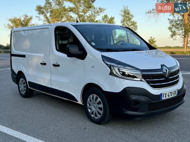 Белый Рено Трафик, объемом двигателя 2 л и пробегом 196 тыс. км за 17200 $, фото 15 на Automoto.ua
