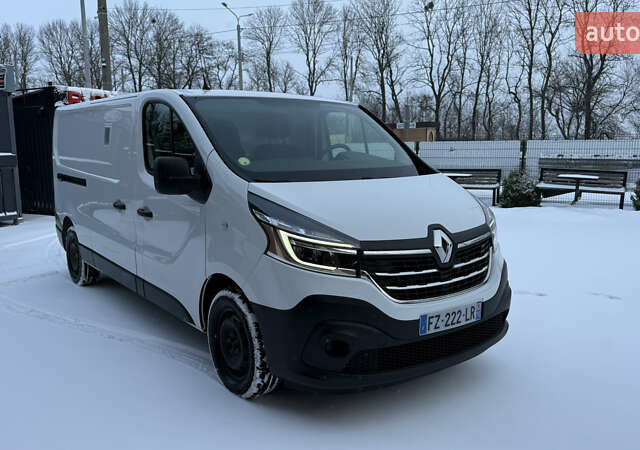 Білий Рено Трафік, об'ємом двигуна 2 л та пробігом 163 тис. км за 19400 $, фото 2 на Automoto.ua