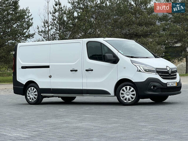Белый Рено Трафик, объемом двигателя 2 л и пробегом 180 тыс. км за 17500 $, фото 9 на Automoto.ua