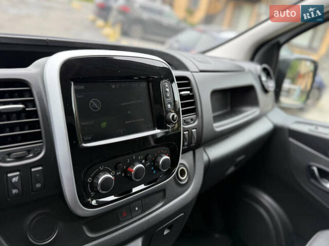 Рено Трафік 2021 у Хмельницькому на Automoto.ua Білий Рено Трафік, об'ємом двигуна 2 л та пробігом 126 тис. км за 25700 $, фото 17 на Automoto.ua