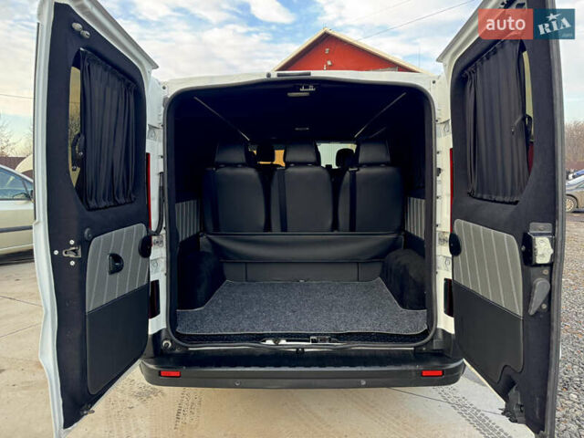 Белый Рено Трафик, объемом двигателя 2 л и пробегом 79 тыс. км за 27999 $, фото 15 на Automoto.ua