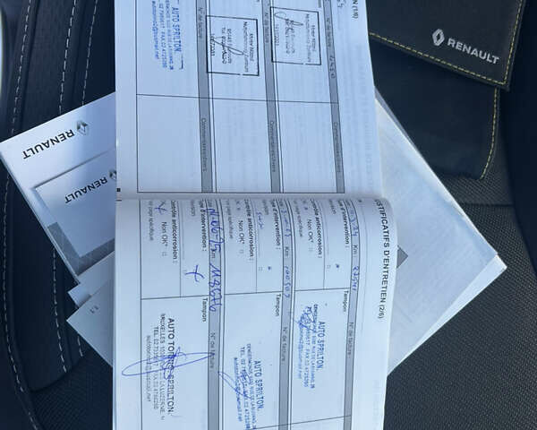 Белый Рено Трафик, объемом двигателя 2 л и пробегом 127 тыс. км за 22000 $, фото 15 на Automoto.ua