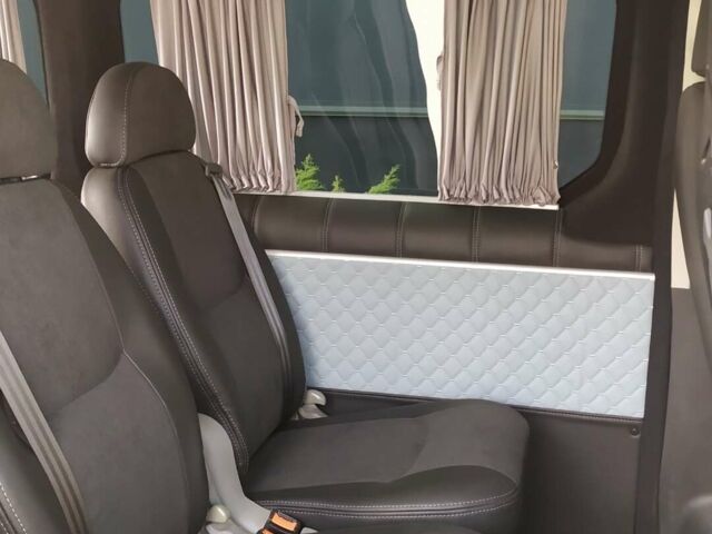 Білий Рено Трафік, об'ємом двигуна 2 л та пробігом 108 тис. км за 29500 $, фото 6 на Automoto.ua