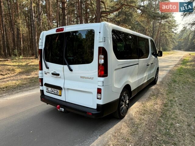 Білий Рено Трафік, об'ємом двигуна 2 л та пробігом 275 тис. км за 27800 $, фото 12 на Automoto.ua