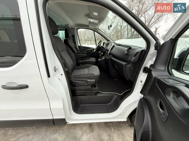 Білий Рено Трафік, об'ємом двигуна 2 л та пробігом 238 тис. км за 27800 $, фото 33 на Automoto.ua