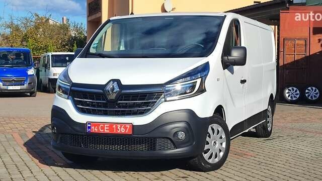 Белый Рено Трафик, объемом двигателя 2 л и пробегом 182 тыс. км за 17600 $, фото 8 на Automoto.ua