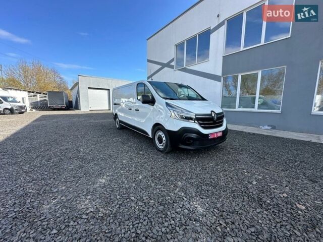 Белый Рено Трафик, объемом двигателя 2 л и пробегом 187 тыс. км за 19999 $, фото 6 на Automoto.ua