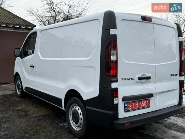 Белый Рено Трафик, объемом двигателя 2 л и пробегом 89 тыс. км за 20400 $, фото 22 на Automoto.ua