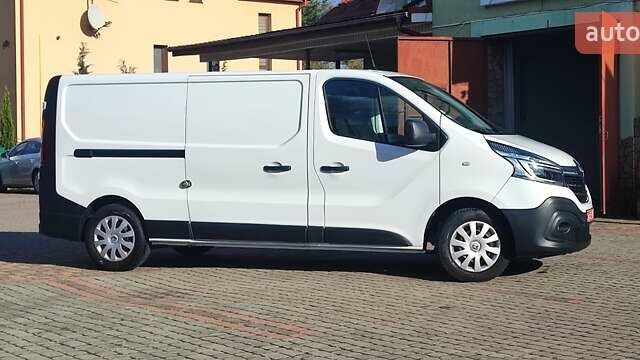 Белый Рено Трафик, объемом двигателя 2 л и пробегом 182 тыс. км за 17600 $, фото 20 на Automoto.ua