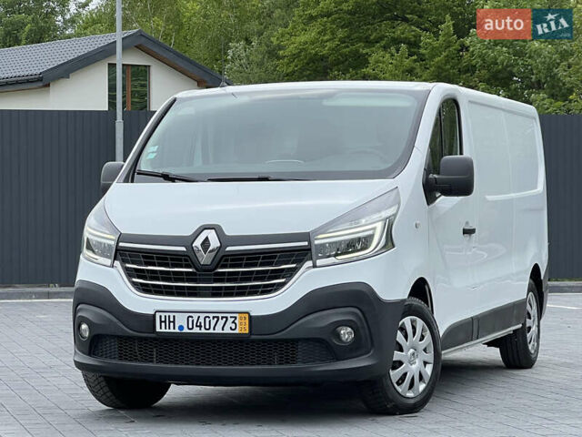 Белый Рено Трафик, объемом двигателя 2 л и пробегом 180 тыс. км за 17500 $, фото 10 на Automoto.ua