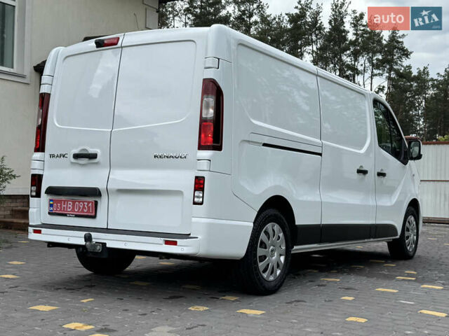 Белый Рено Трафик, объемом двигателя 2 л и пробегом 127 тыс. км за 20900 $, фото 11 на Automoto.ua