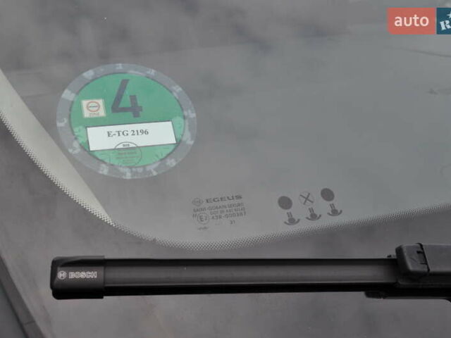 Белый Рено Трафик, объемом двигателя 2 л и пробегом 160 тыс. км за 32500 $, фото 21 на Automoto.ua